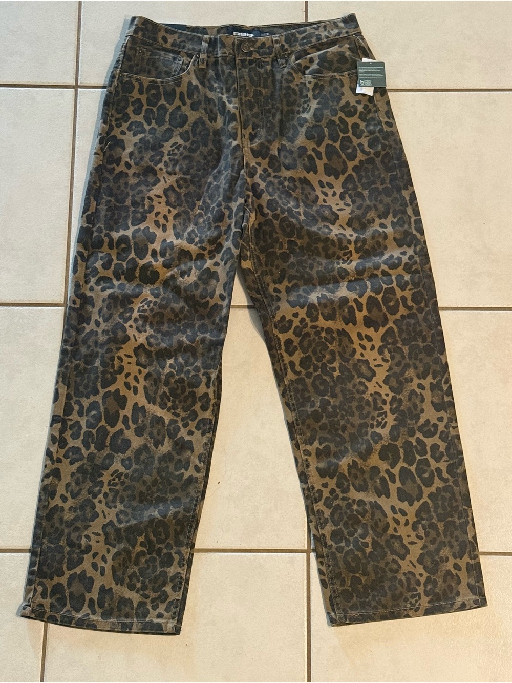 RSQ Men’s Leopard Brown Baggy Jeans 31x30 Tilly’s